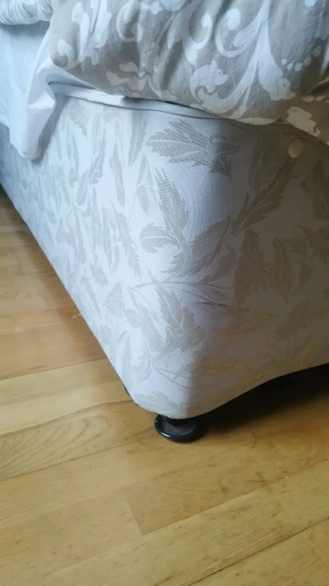 Double bed frame and mattress - Image 3