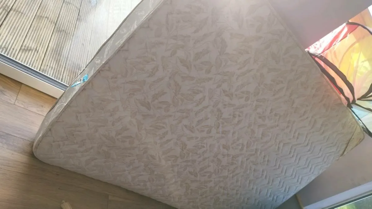 Double bed frame and mattress - Image 4