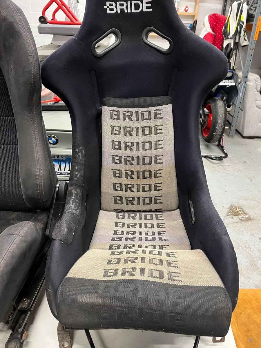 Recaro and bride bucket seats - Image 3