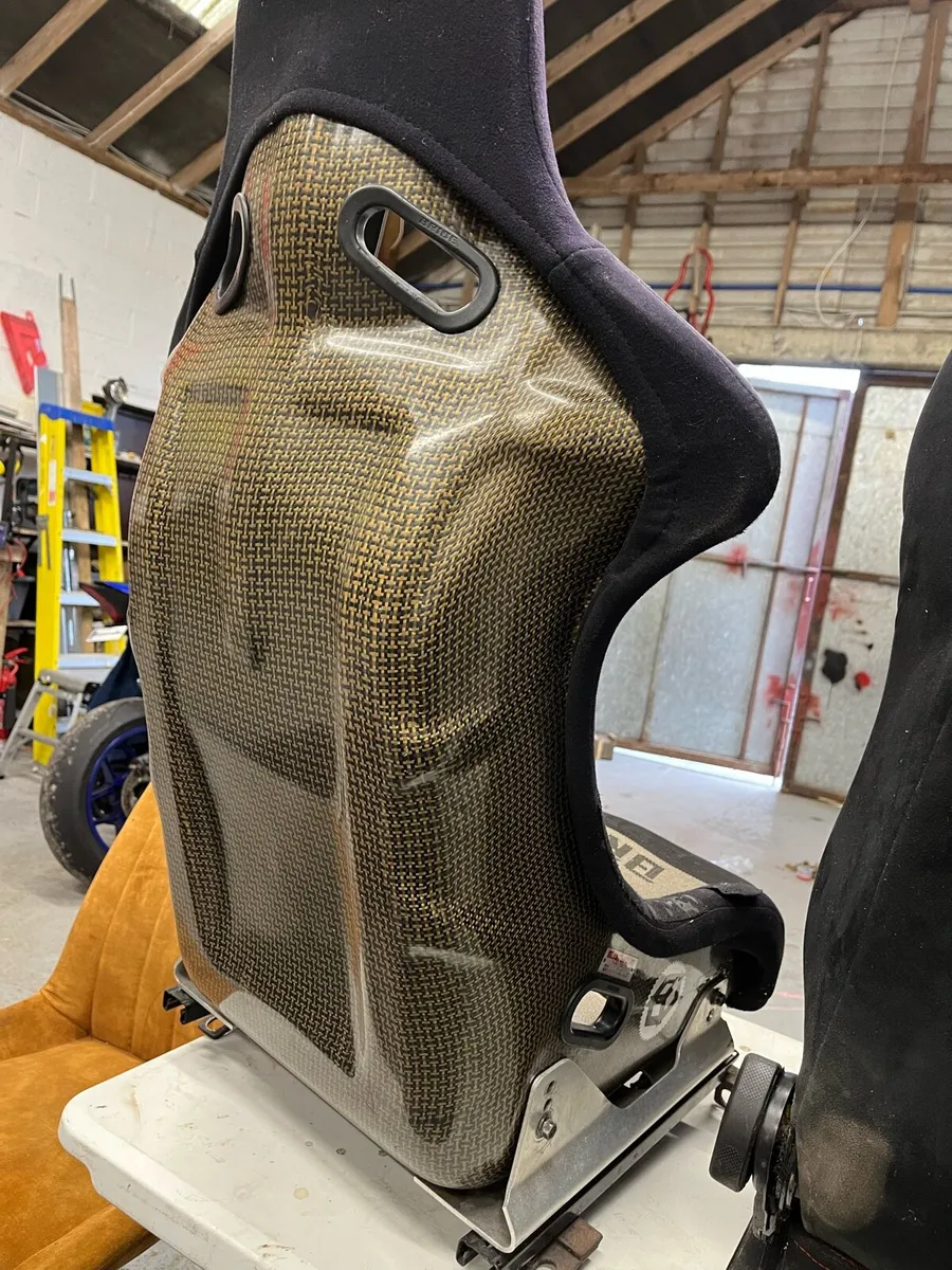 Bride bucket seat on AE86 rail - Image 3