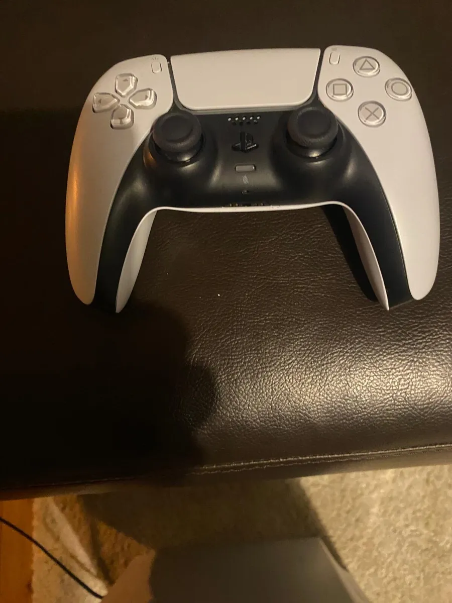 PS5 in Perfect Condition - Image 3