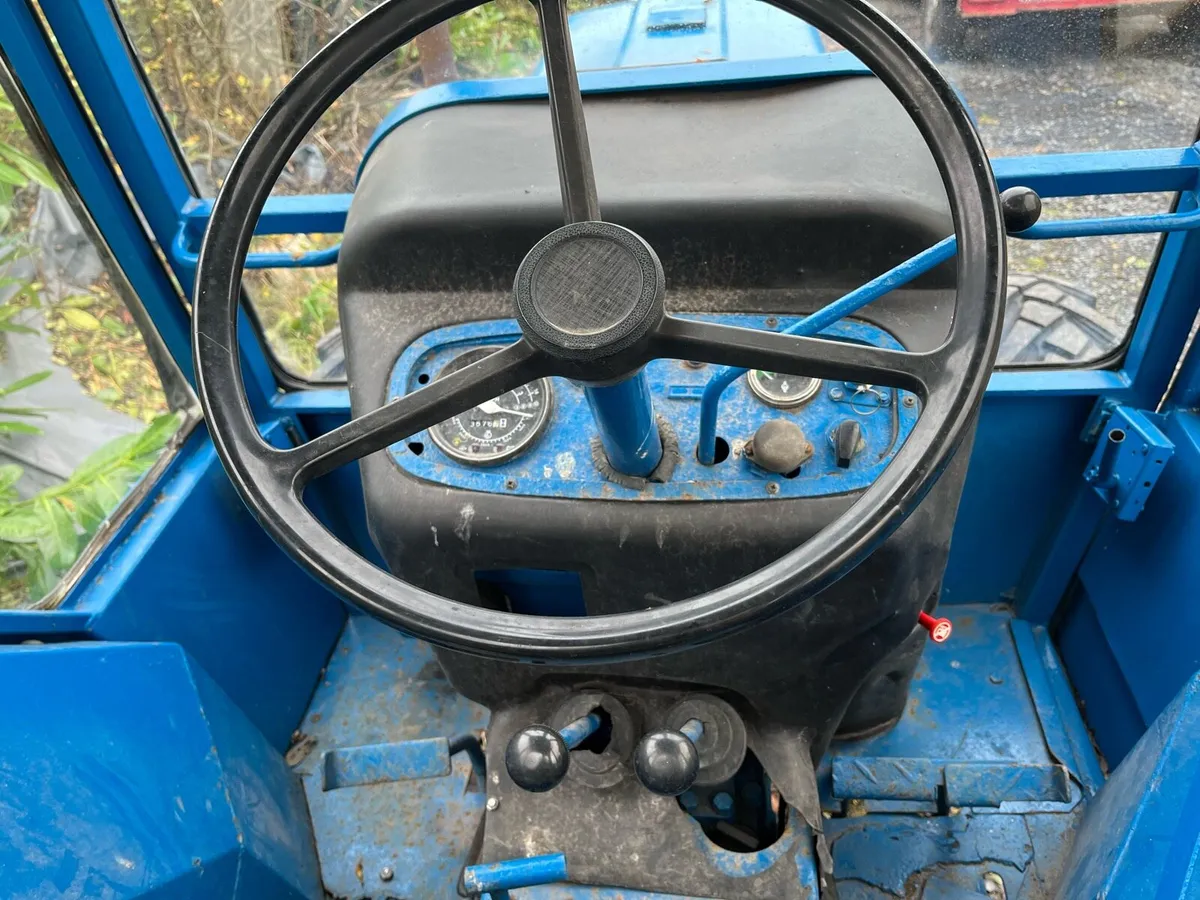 Ford 1910 4x4 - Image 3