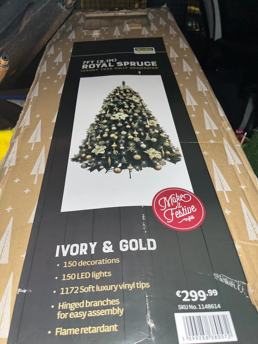 Christmas Tree Ivory Gold 7ft ( 2.1 ) m - Image 1