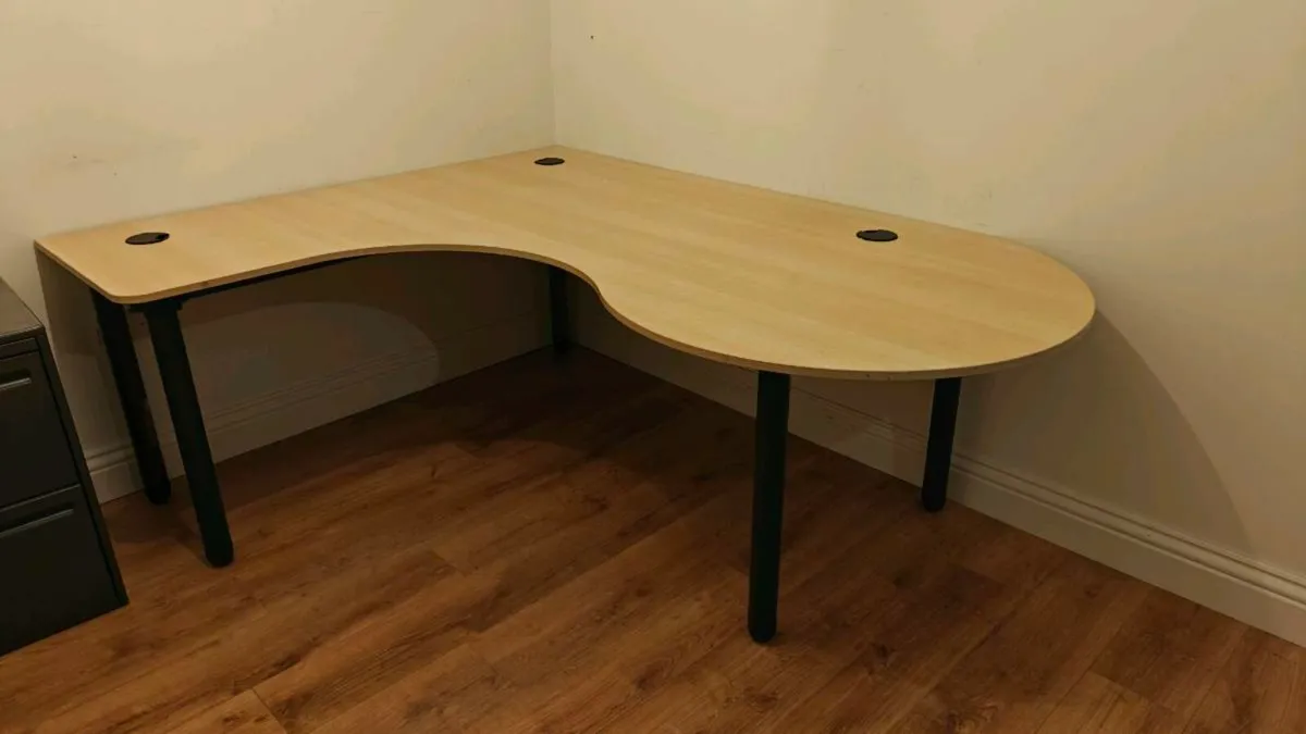 Office Corner Desk - Image 1