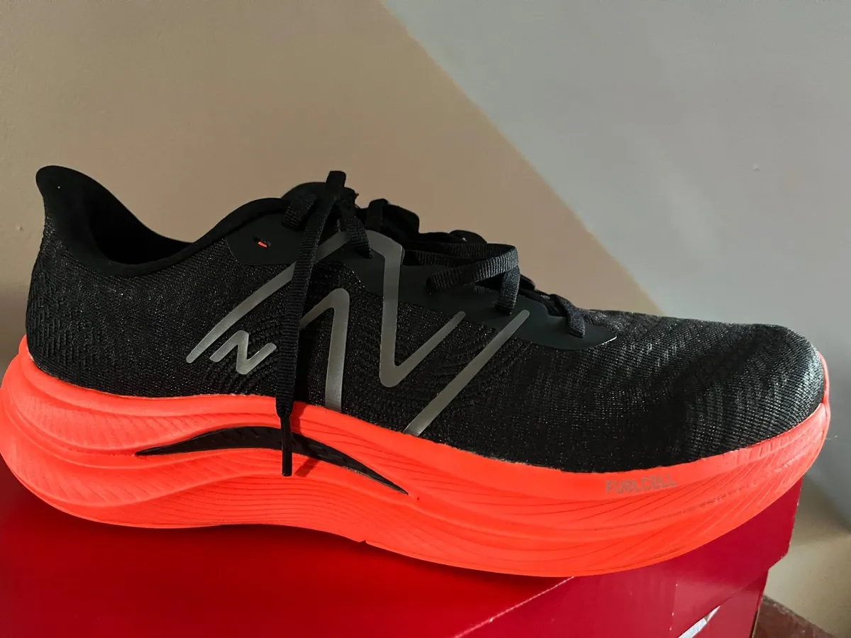 Men’s runners - Image 4