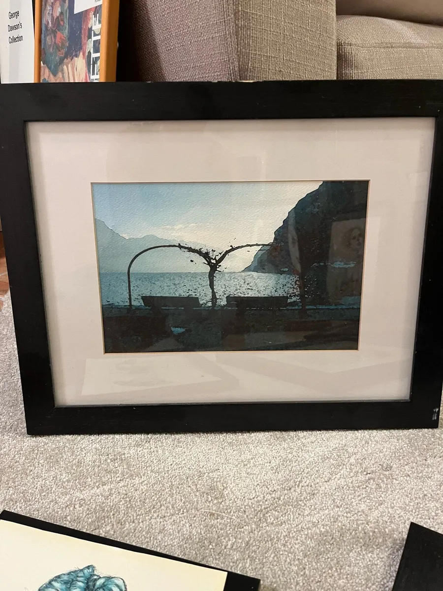 Picture frame - Image 1