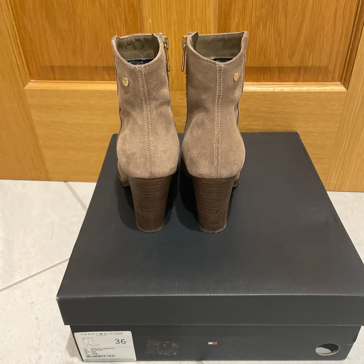 Tommy Hilfiger boots - Image 3