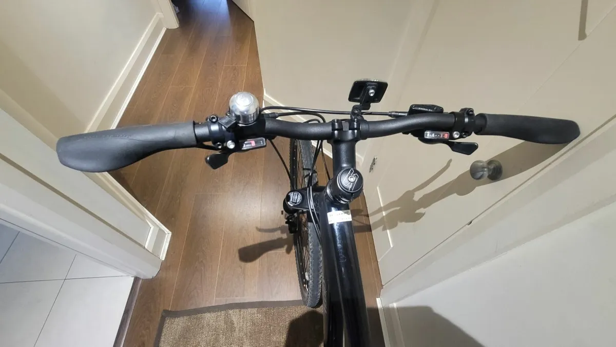 Cycle Specialized Crosstrail Sport Hybrid - Image 4