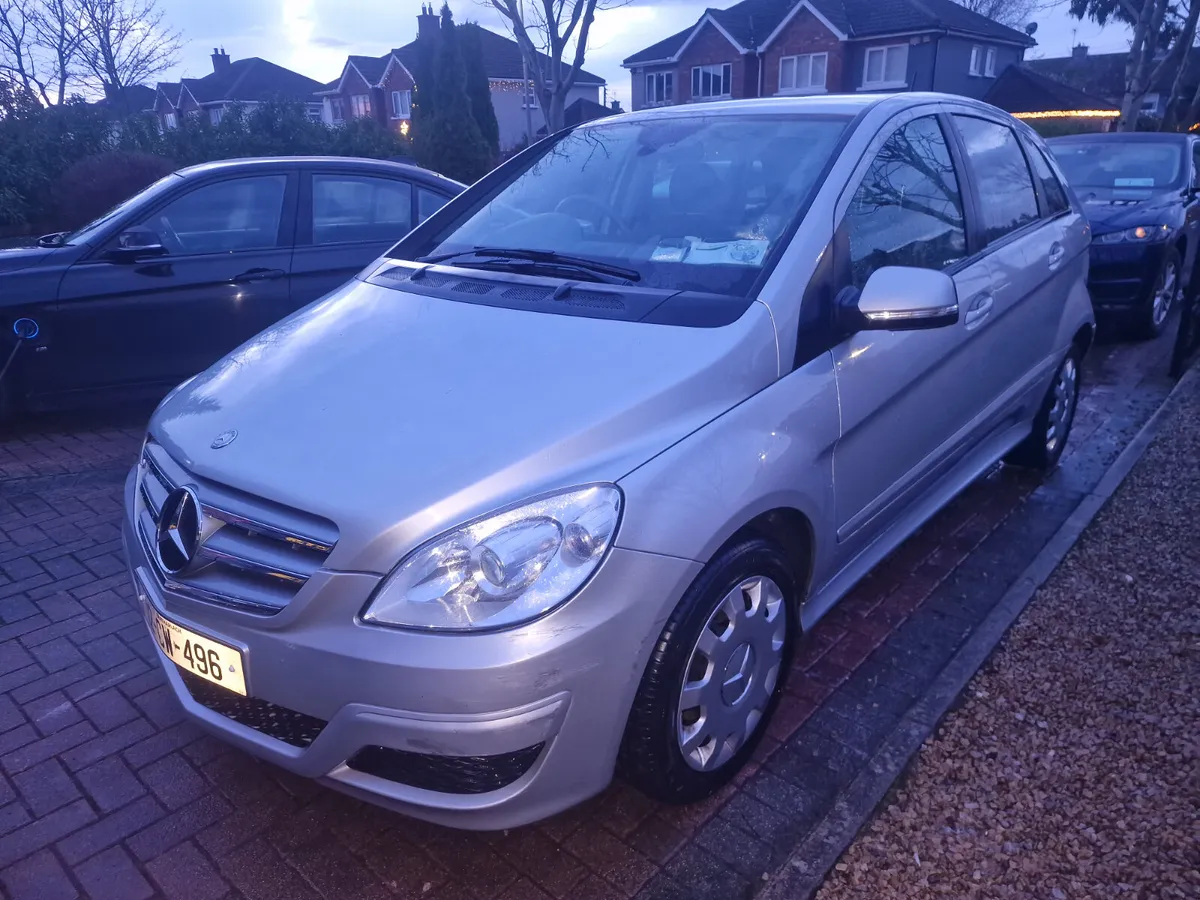 Mercedes-Benz B-Class 2012 Diesel - Image 2