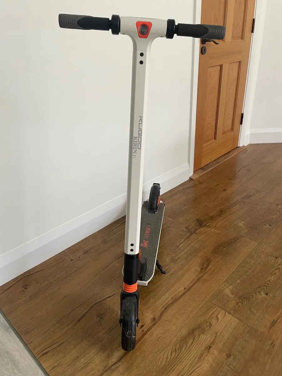 Electric Scooter - Image 3