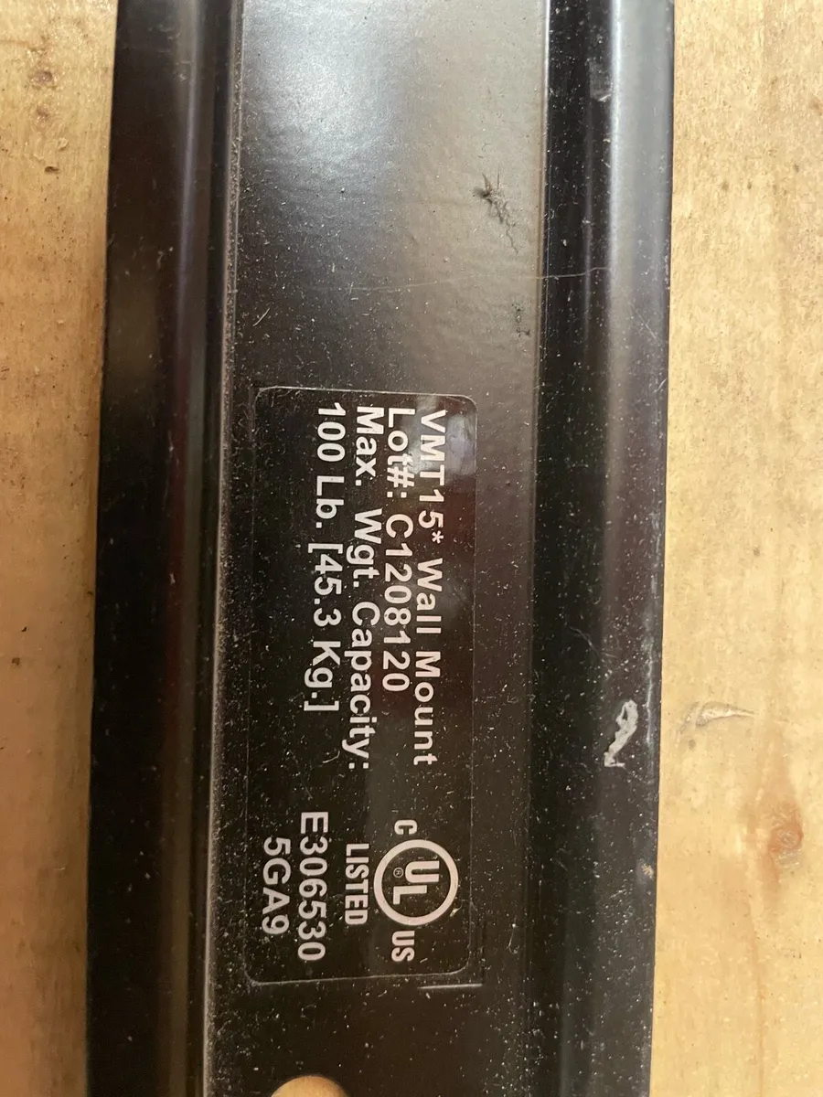 Sanus VMT15 TV Wall Mount - Image 2