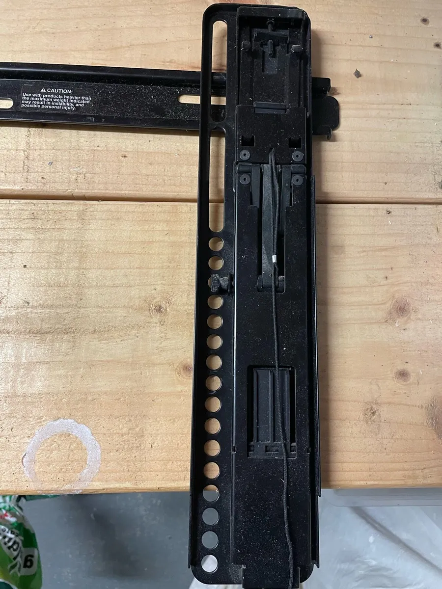 Sanus VMT15 TV Wall Mount - Image 4