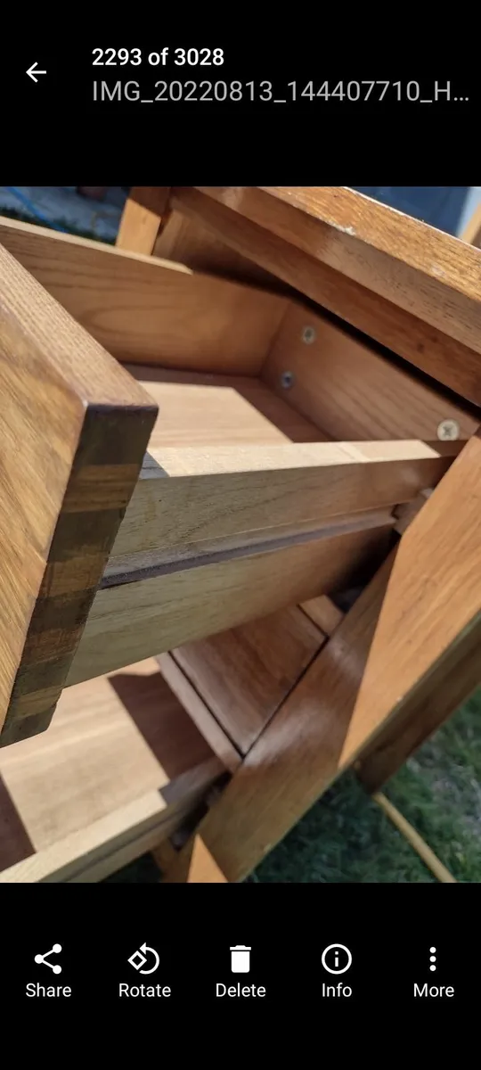 Very heavy solid Oak side table with drawers - Image 3
