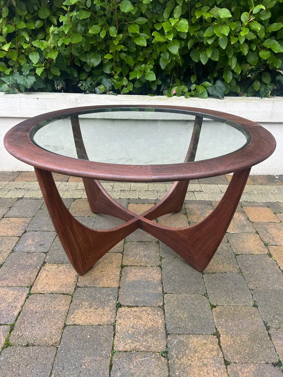 G plan mid century Astro coffee table - Image 1