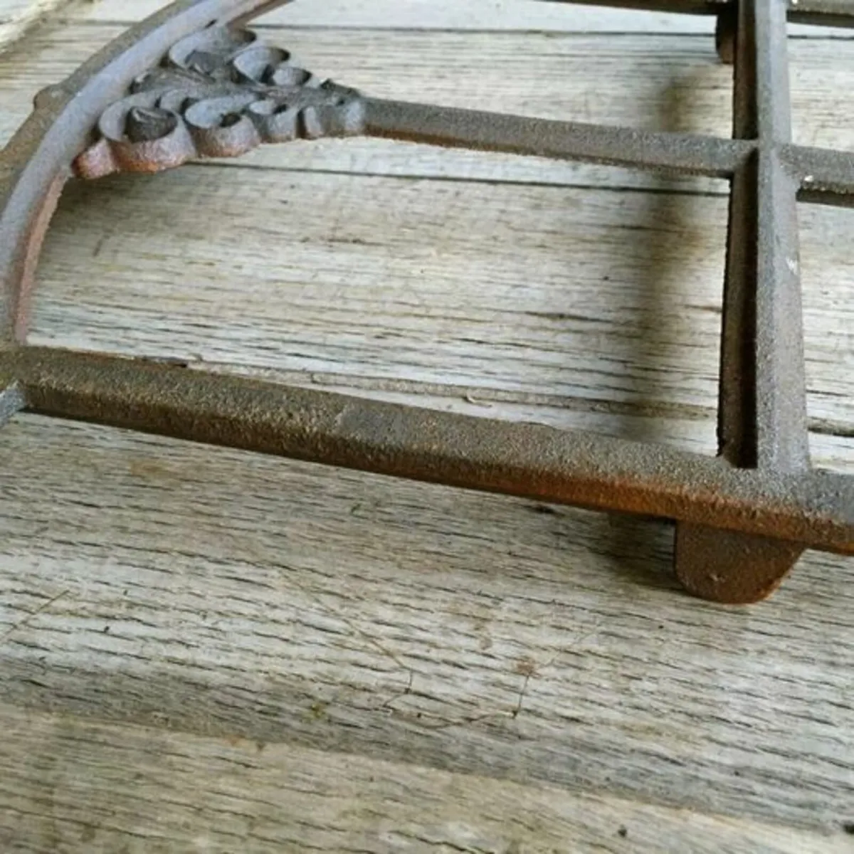 Cast Iron Farmhouse Garden Window Antique-Style St - Image 2