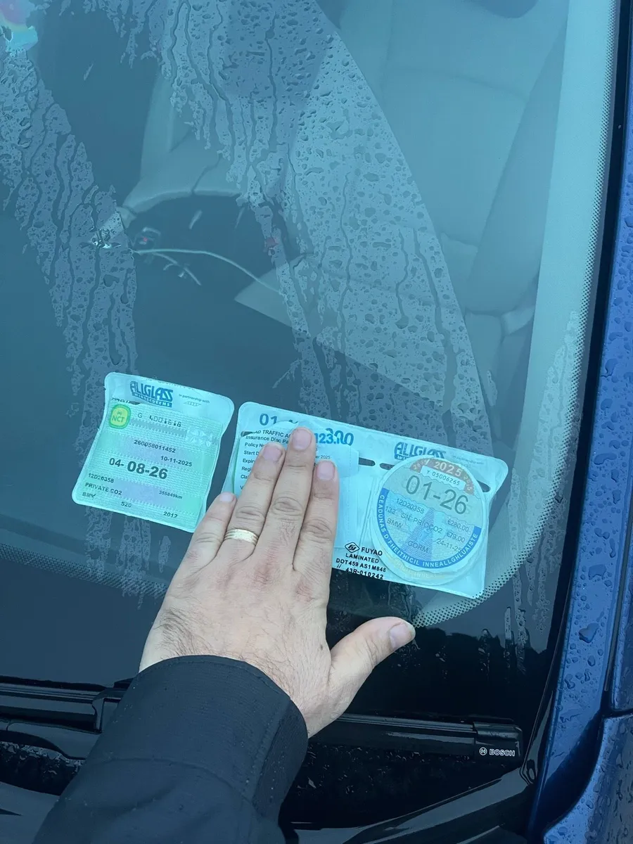 BMW 520D ESTATE 2012 - Image 2