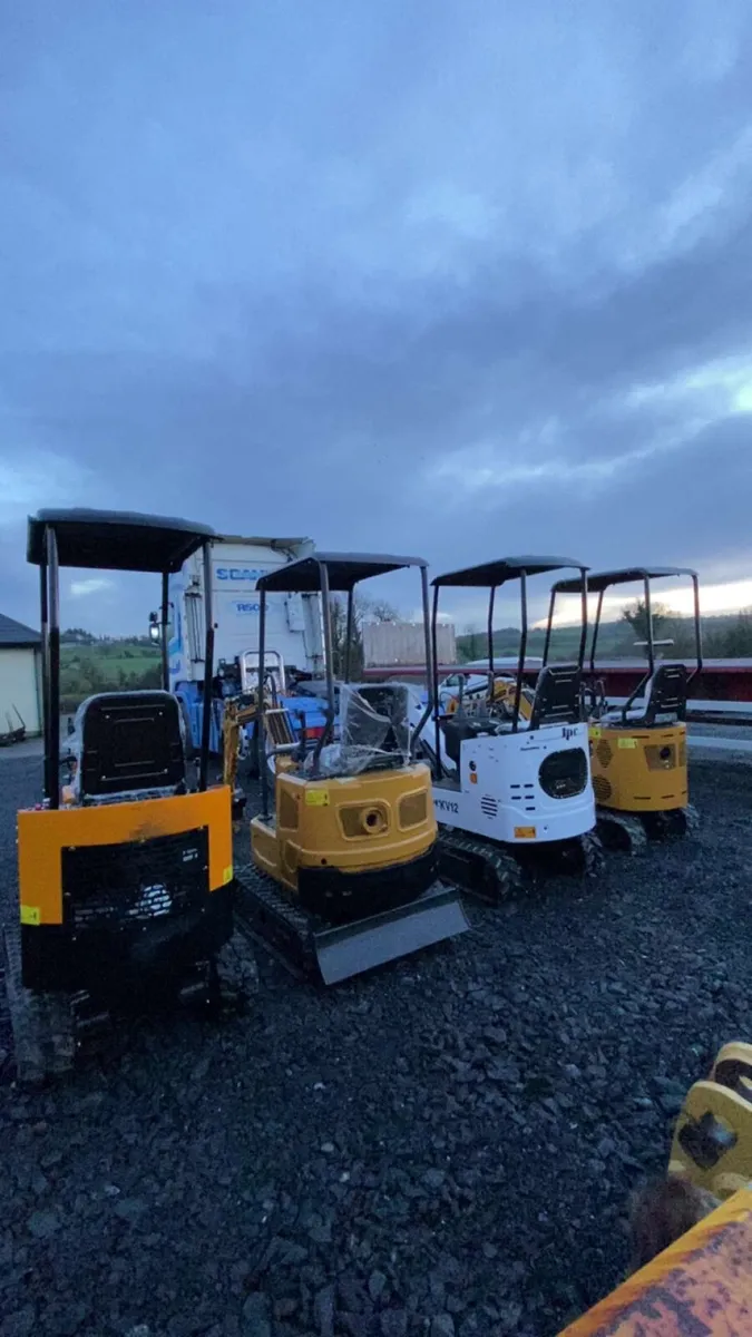 Unused 1.3t mini diggers for sale - Image 2