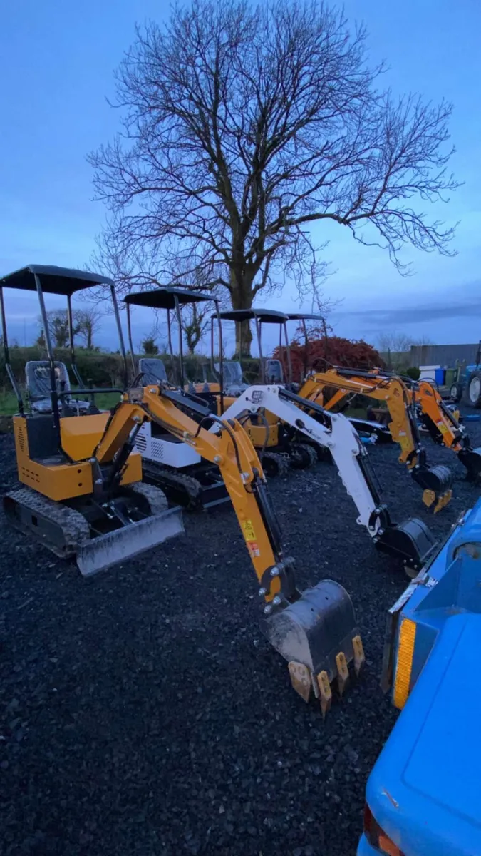 Unused 1.3t mini diggers for sale - Image 3