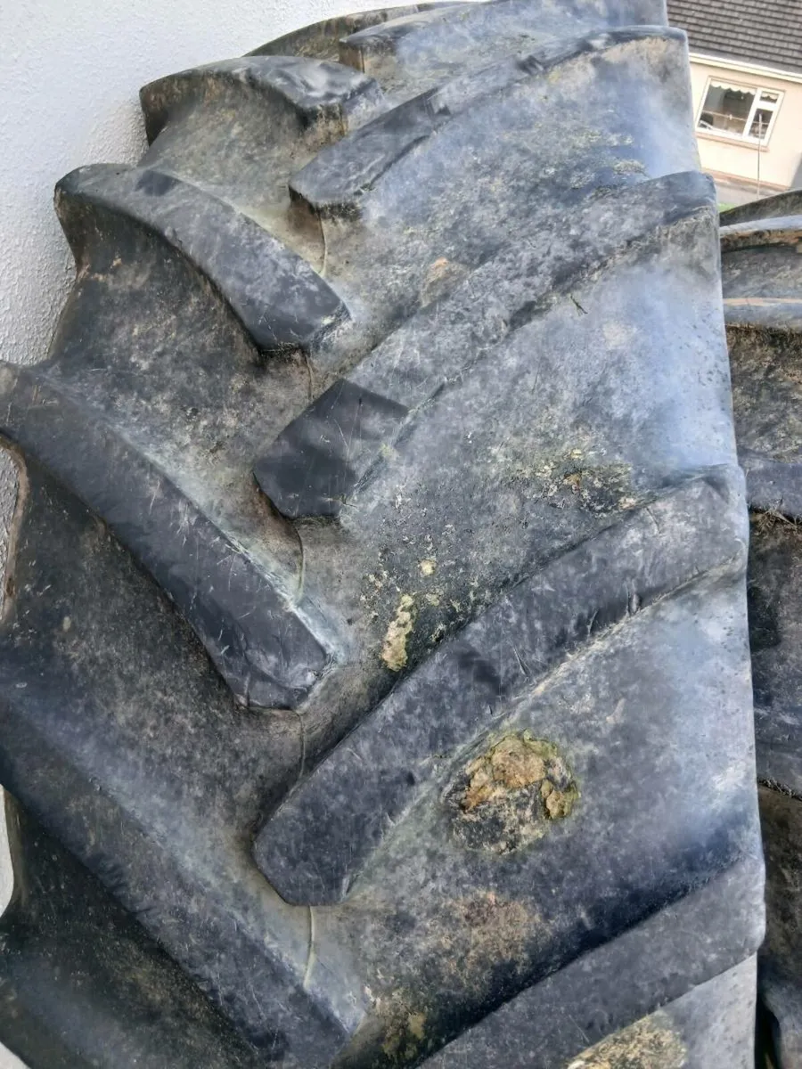 2x 600,65,38 tyres 70%grip left - Image 2