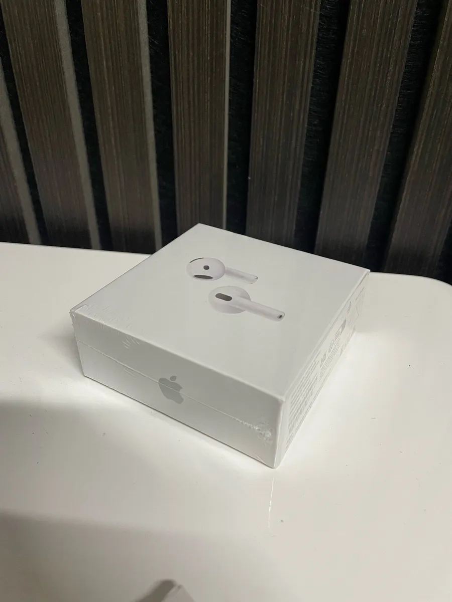 Apple air pods - Image 4