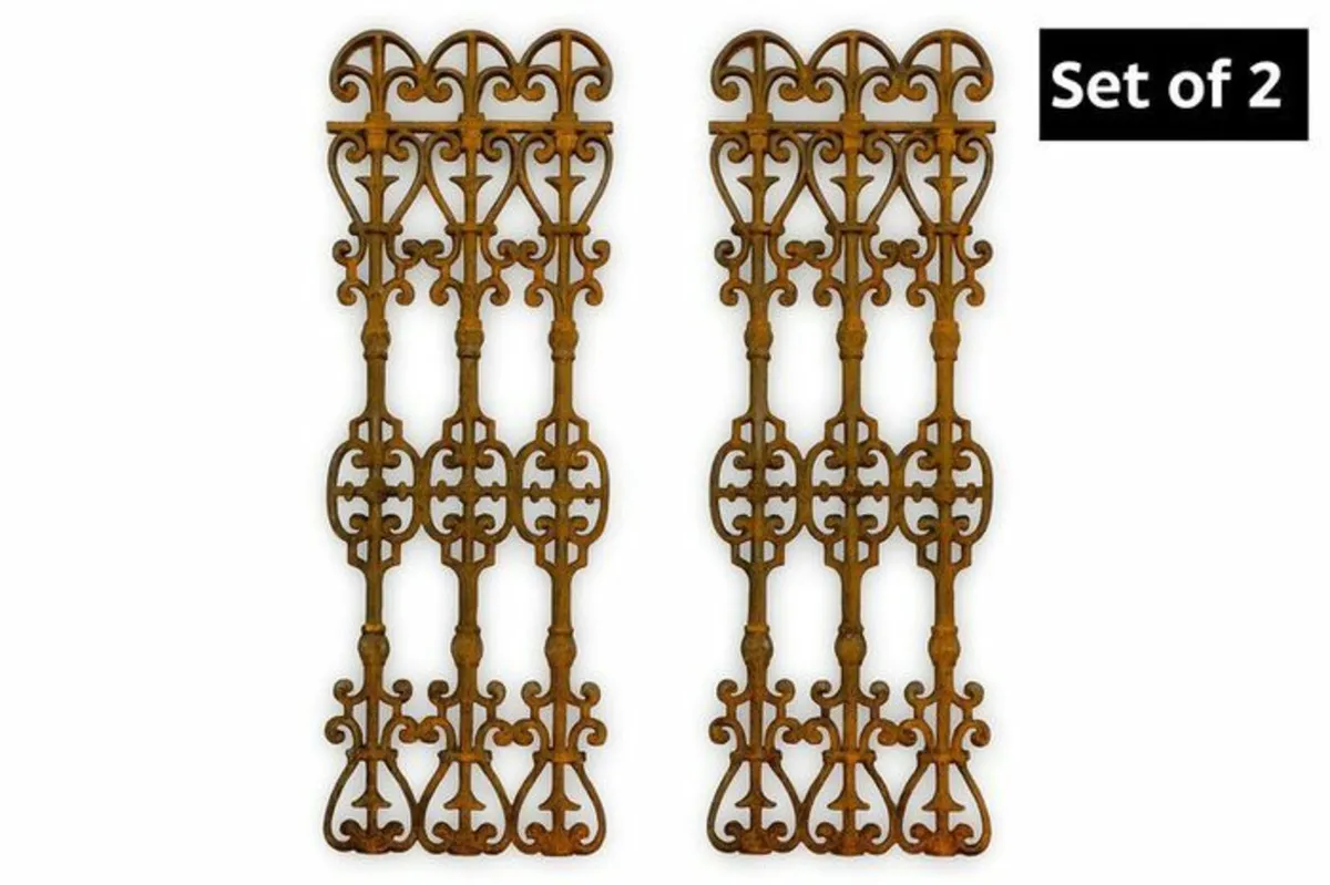 Set of 2 Decorative Cast Iron Garden Trellises - Image 1