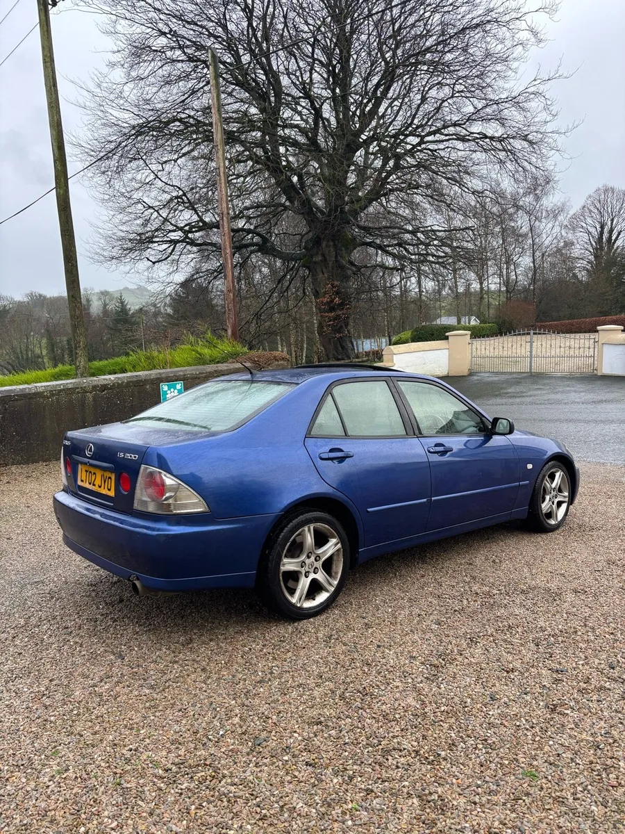 2002 Lexus is200 - Image 3