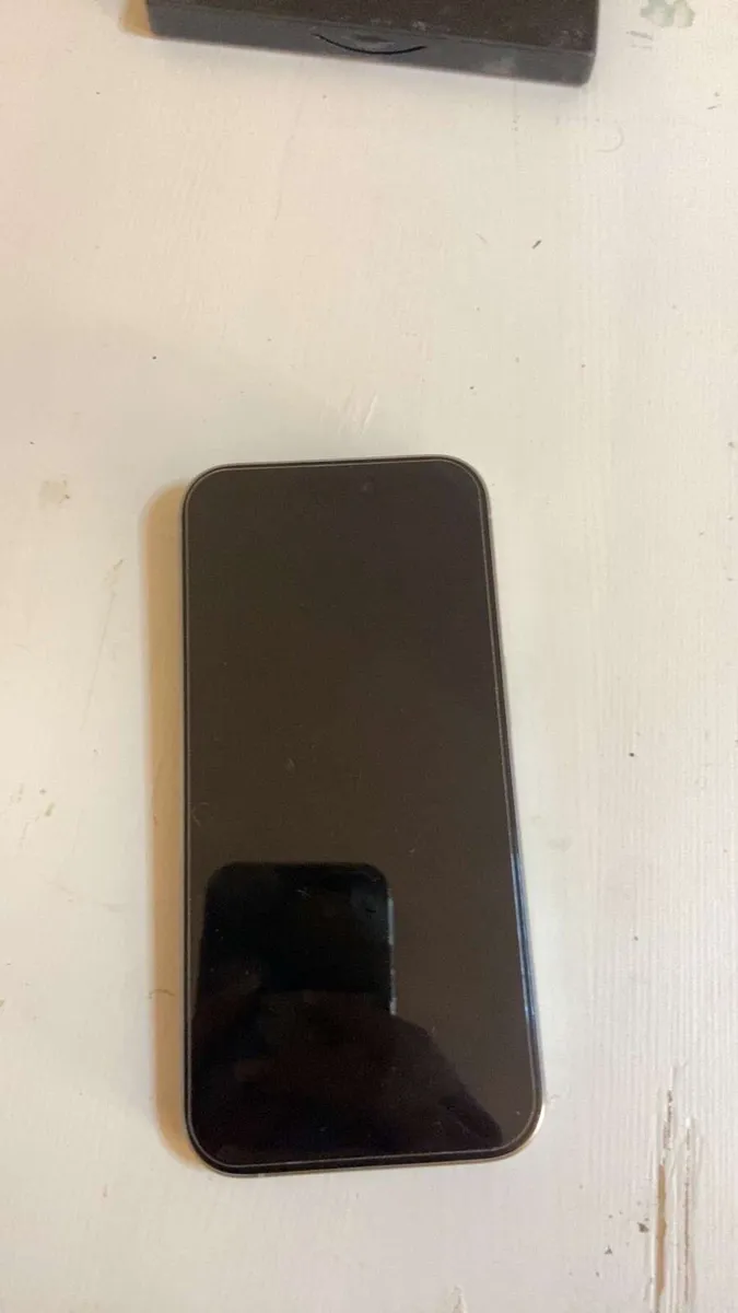 I phone 15 pro - Image 3