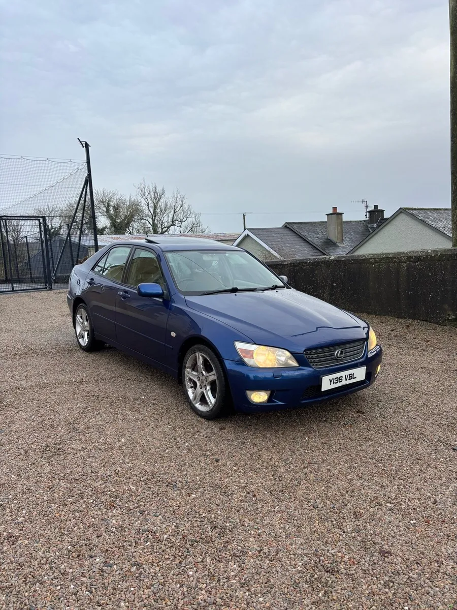 2001 Lexus is200 - Image 1