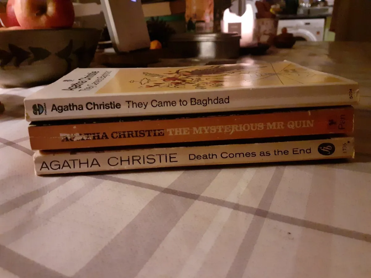 Vintage Books - Image 3