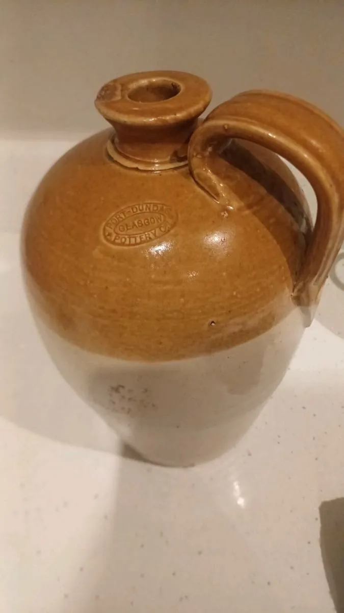 Port Dundon Glasgow pottery flagon - Image 3