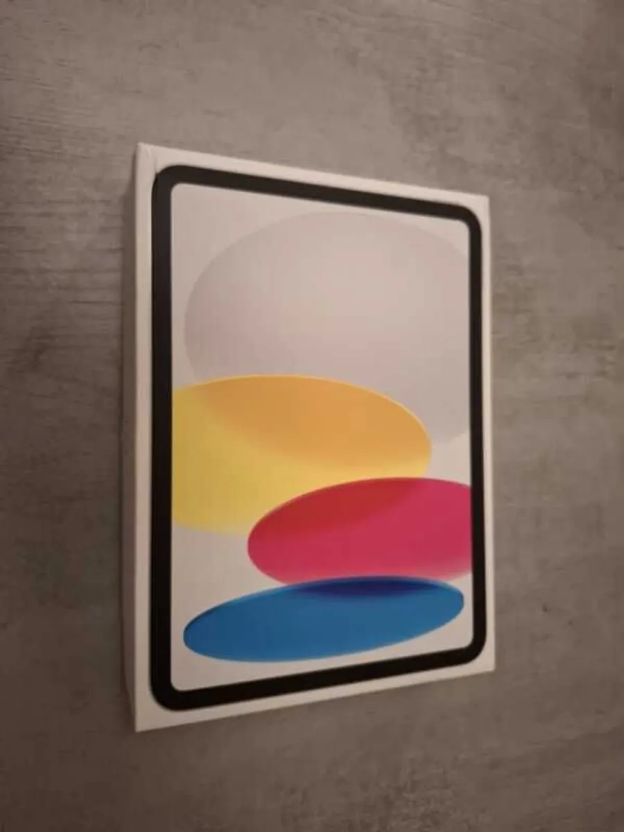 Apple iPad A16 2025 11-inch Wi-Fi, 128GB, Space Grey + Extras - Image 1