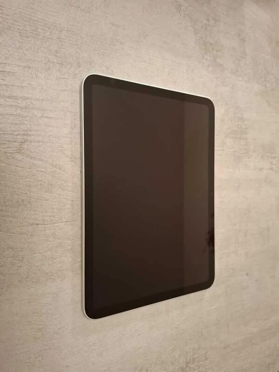 Apple iPad A16 2025 11-inch Wi-Fi, 128GB, Space Grey + Extras - Image 2