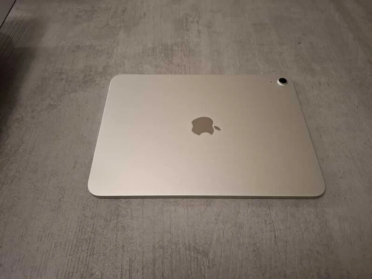 Apple iPad A16 2025 11-inch Wi-Fi, 128GB, Space Grey + Extras - Image 3