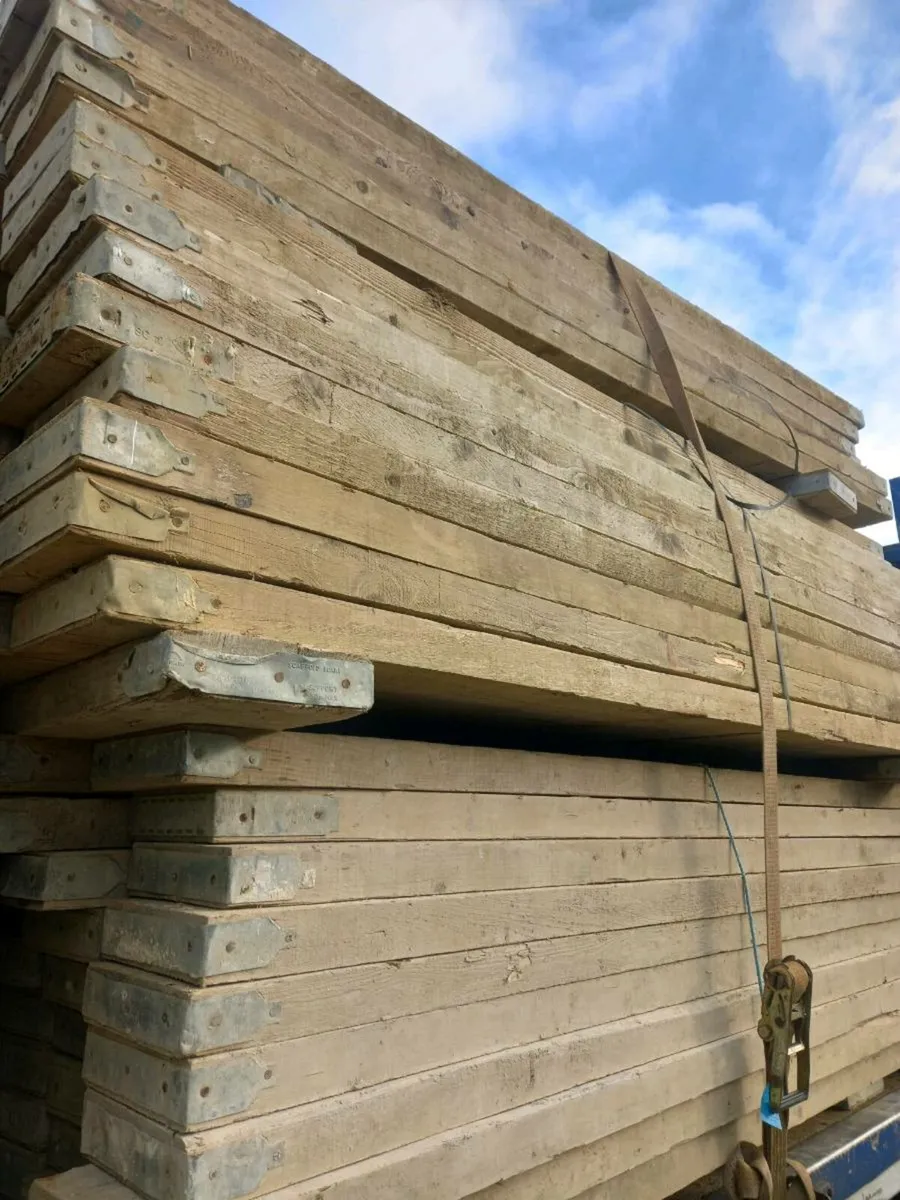4fy,6ft,8ft slightly used scaffolding planks - Image 3