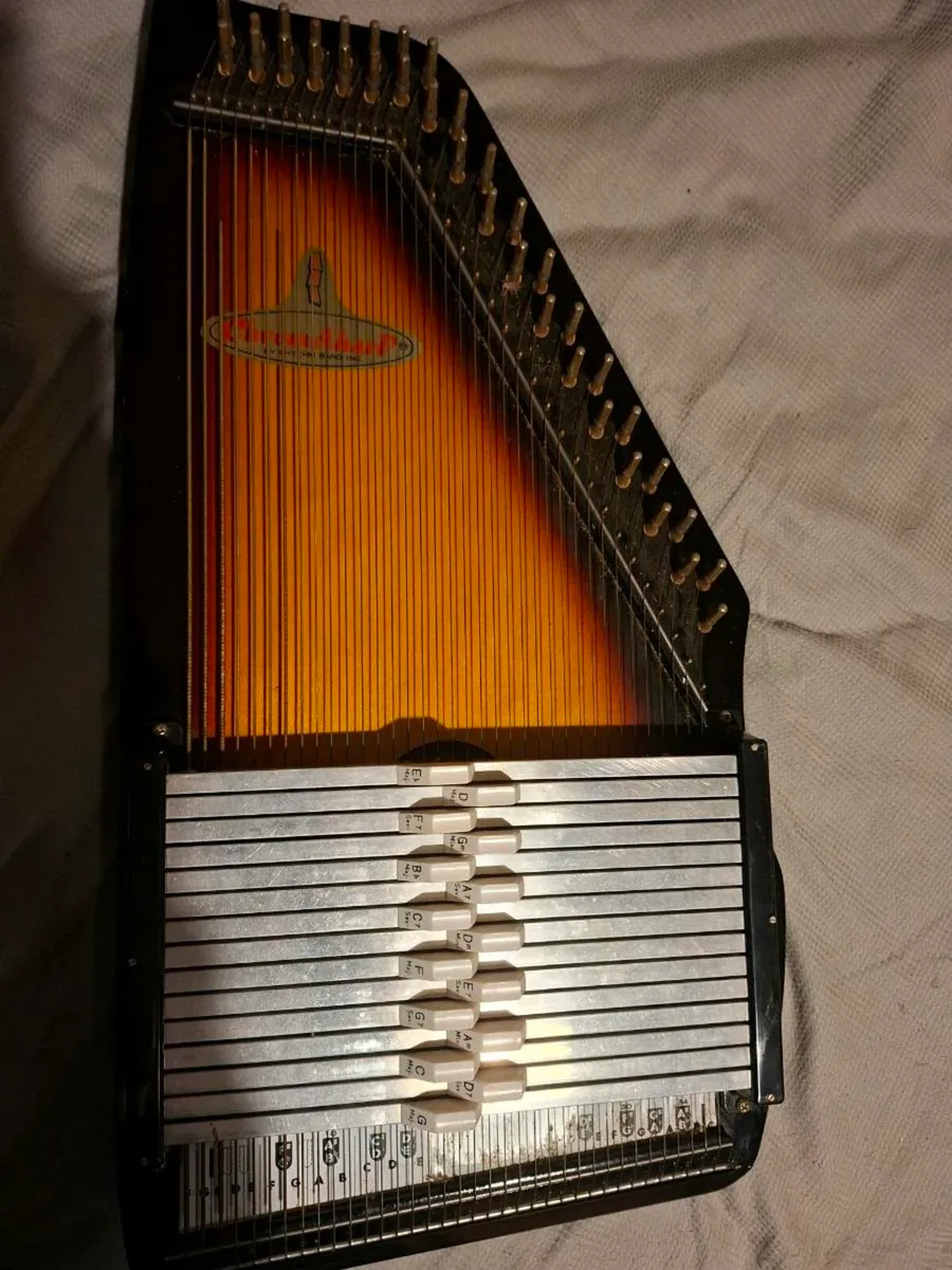 Vintage Traditional Autoharp made in Japan - Image 3