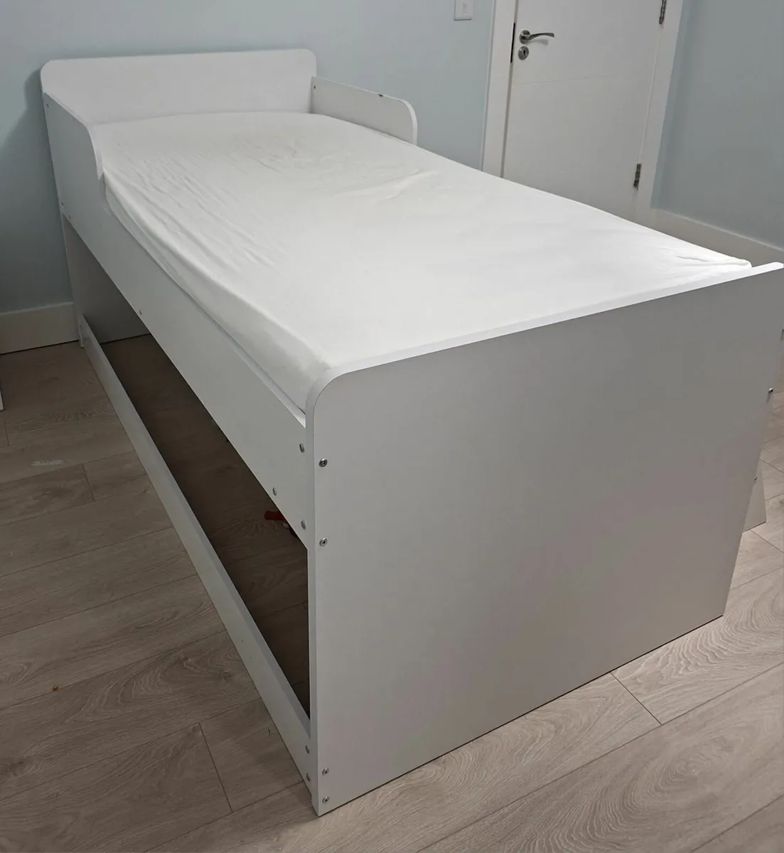 White single bed with storage- Very good condition - Image 4