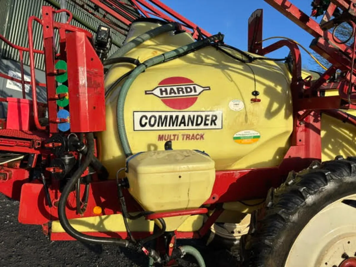 Hardi Commander - Trailed Sprayer - Image 4