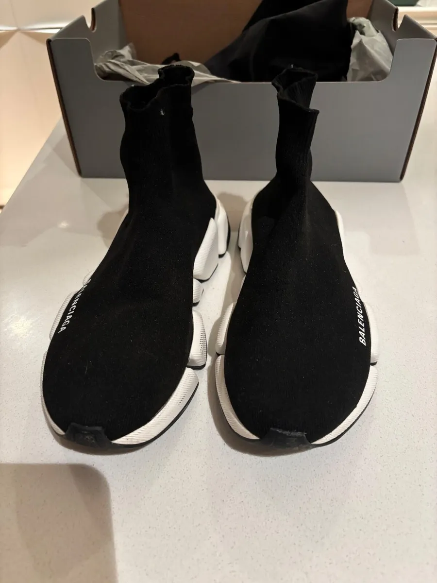 Balenciaga Speed 2.0 in Black/White - Image 3