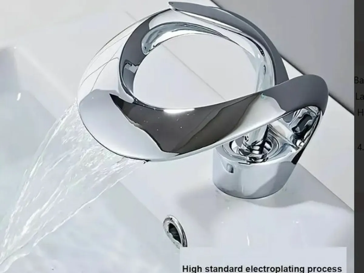 Bathroom Tap Waterfall Elegant Single-Handle Desig - Image 3