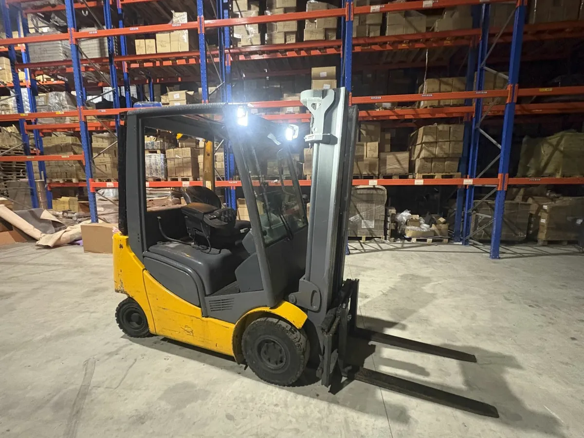2015 jungheinrich 2 ton forklift - Diesel - Image 1