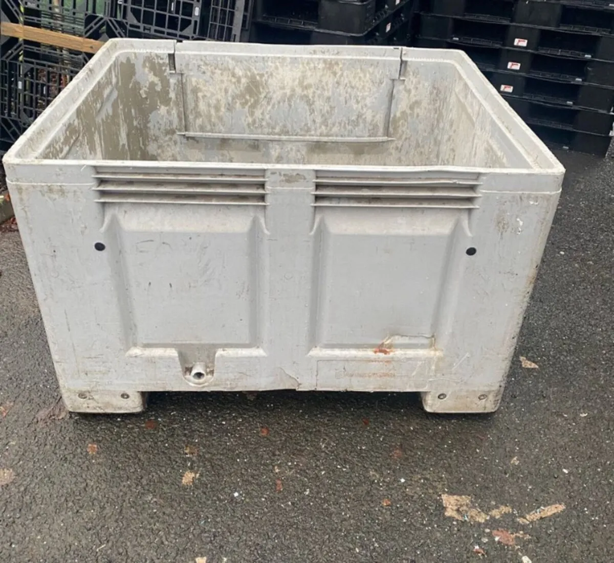 Pallet storage bin - Image 3