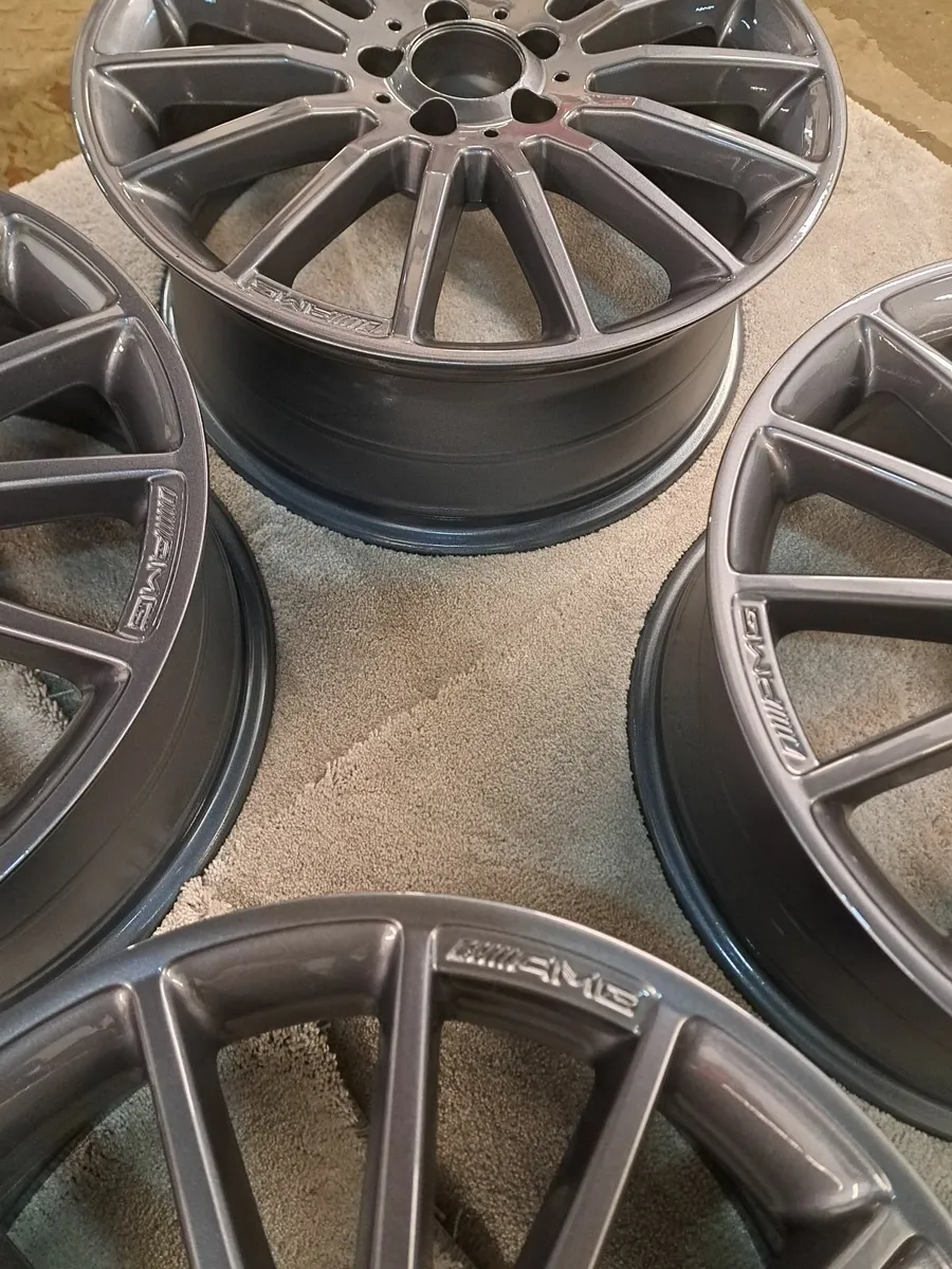 Genuine Mercedes AMG Alloy wheels - Image 3