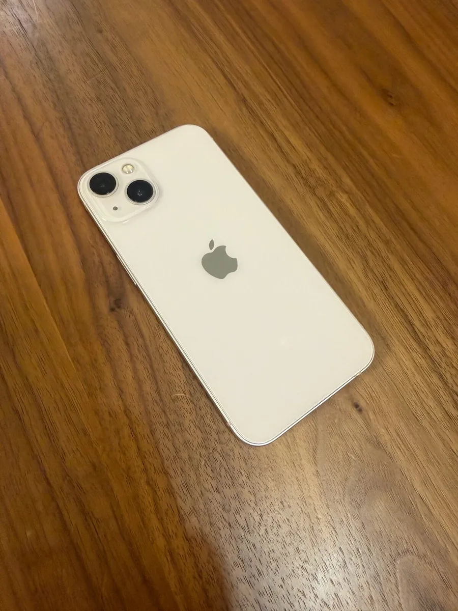iPhone 13 - Image 1