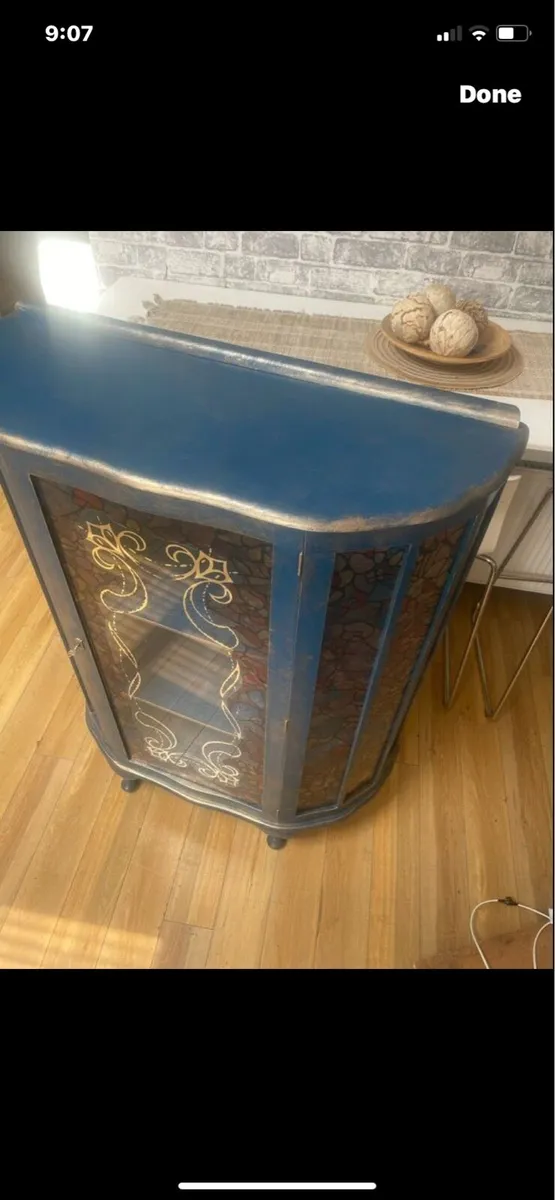 China cabinet - Image 2