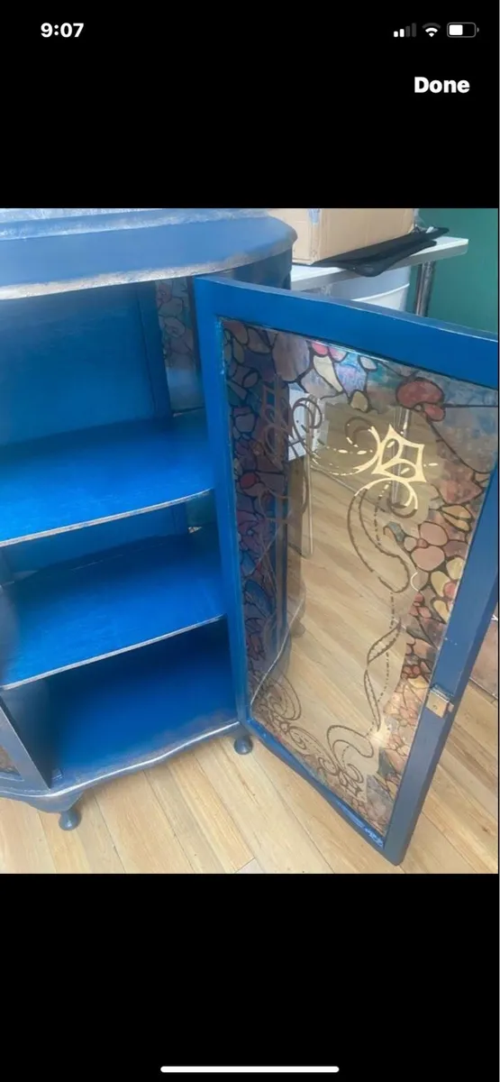 China cabinet - Image 3