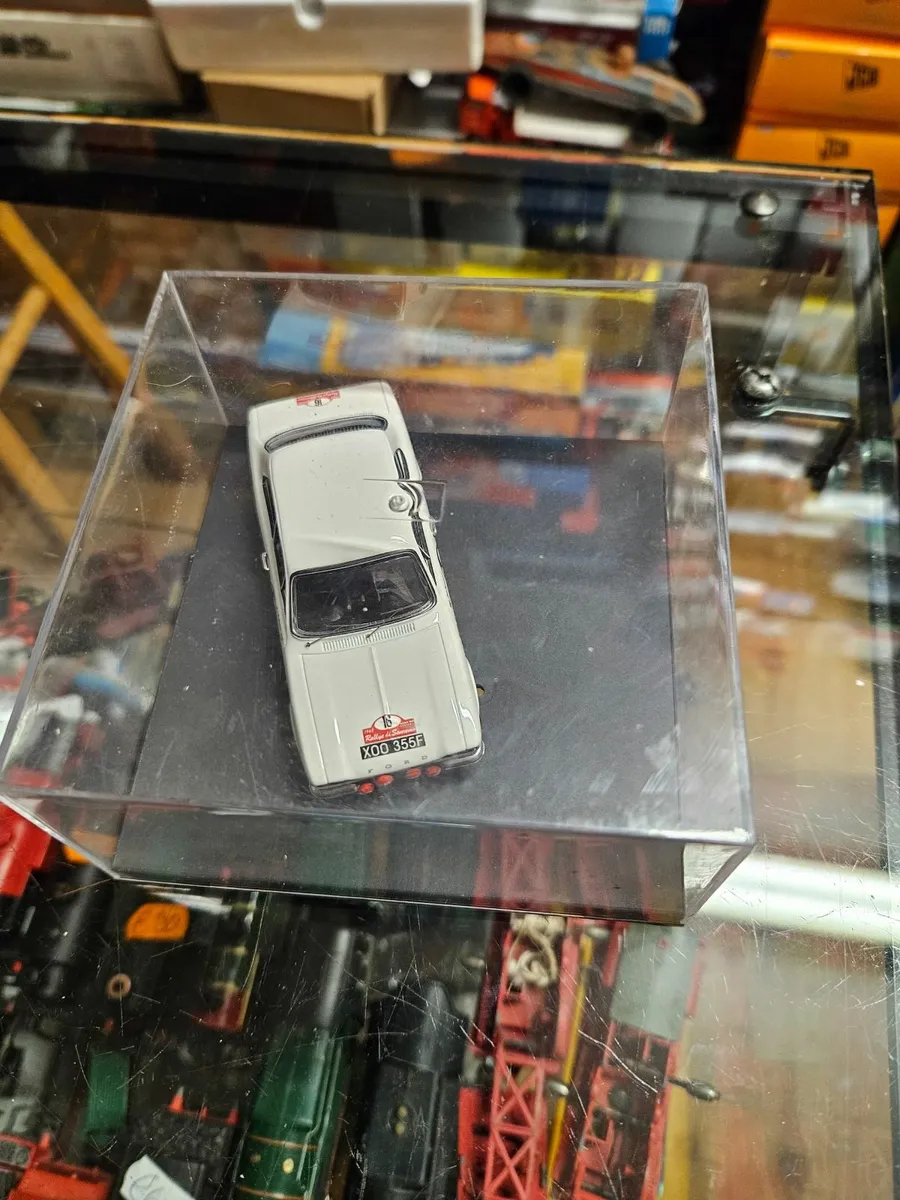 Corgi Trofeu Ford Escort MKI Rally - Image 1