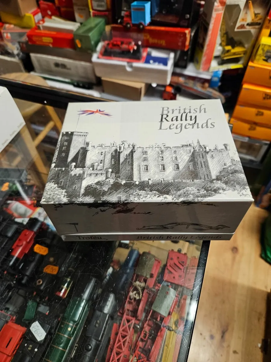 Corgi Trofeu Ford Escort MKI Rally - Image 2