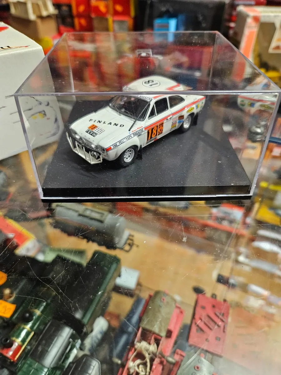 Corgi Trofeu Ford Escort MKI Rally - Image 1
