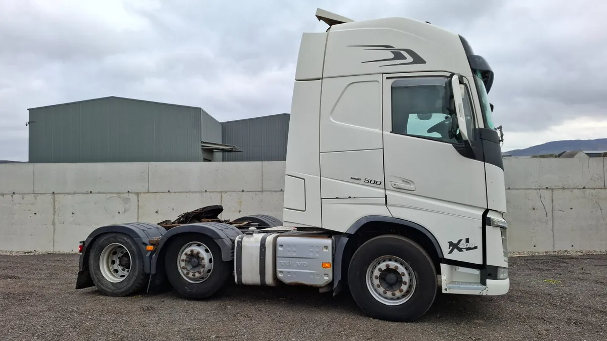 2014 Volvo FH 500 XL Cab , 6x2 , Euro 6 , Ad Blue - Image 1