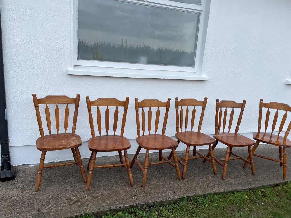 6 wooden kitchen chairs €80 set - Image 4